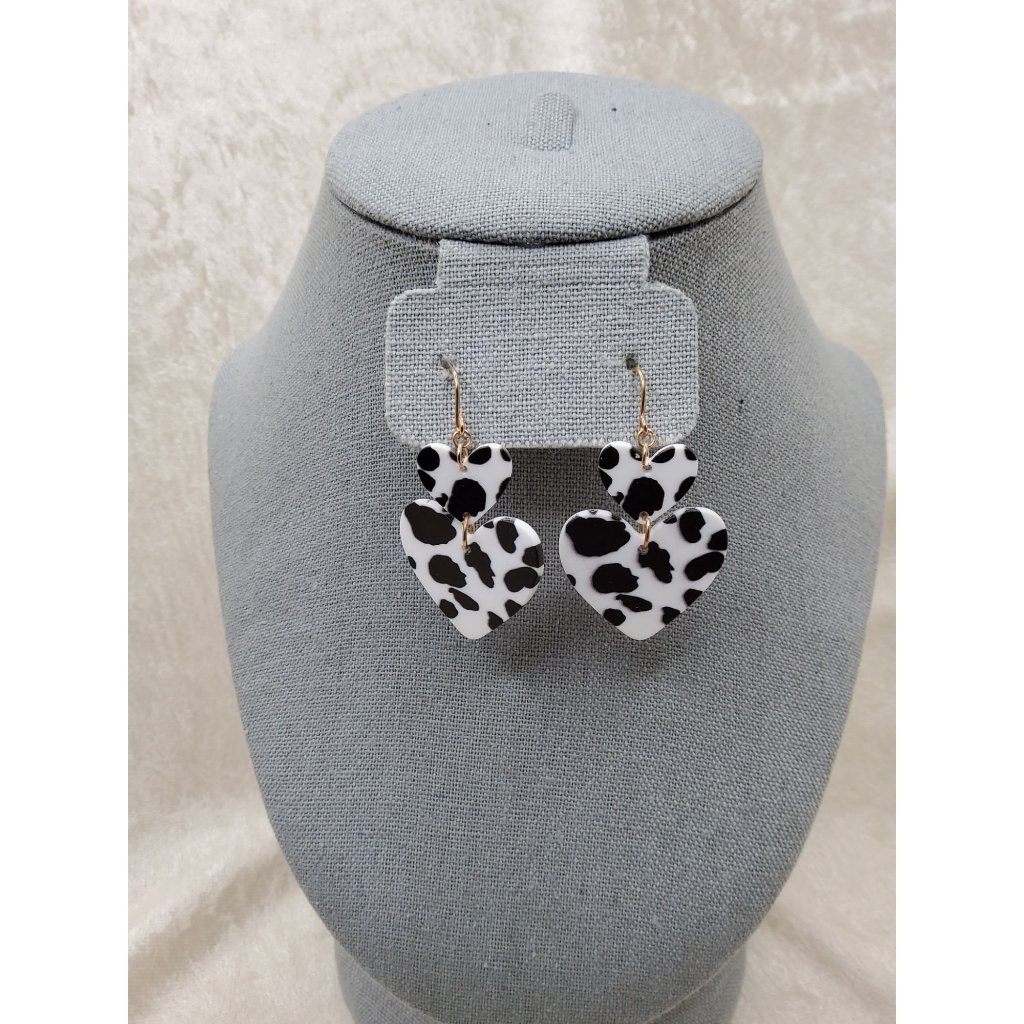 Vintage Holstein Cow Print Double Heart Drop Earrings With Gold Tone French Hook 7$